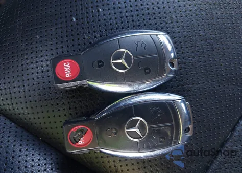 2007 Mercedes-Benz S 550 z USA, uszkodzony, nr VIN WDDNG71X97A091768